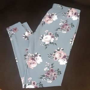 Floral leggings size L-XXL